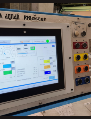 The Allen-Bradley OptixPanel™ Standard Graphic Terminal from Rockwell Automation provides high-quality, high-resolution graphics and an intuitive configurable interface. Engineers were able to quickly connect and configure the OptixPanel Standard Graphic Terminal, getting the assembly line up and running in a short time.