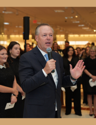Von Maur Department Stores Celebrates Grand Opening of its First Location in Pennsylvania