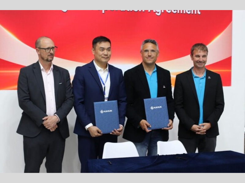 Huasun Energy and Next2Sun Enter Exclusive Partnership for Vertical Bifacial PV in Europe (Photo Courtesy: PRNewswire)