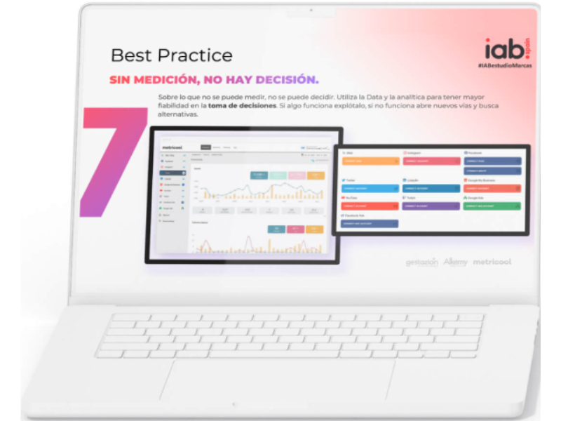 Metricool Launches LinkedIn Analytics for Personal Profiles (Image Courtesy: Metricool Official website)