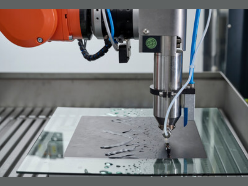 World first HydroPlasma: Gentle, intensive and efficient removal of stubborn residues, like salt, oil, fingerprints, on glass, metal and plastic surfaces. (Copyright: Plasmatreat GmbH)