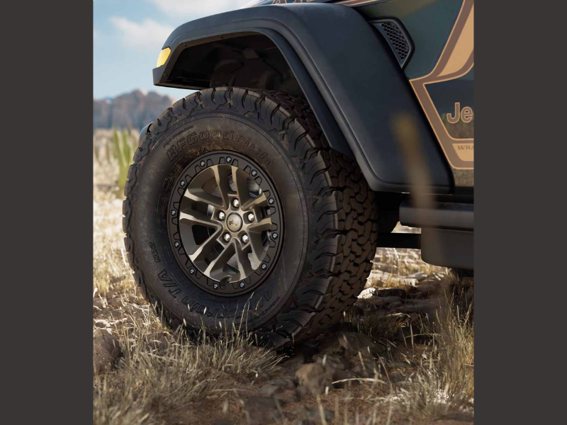 17-Inch Beadlock Wheels Jeep Wrangler Laredo (Image Credit: Jeep official website)