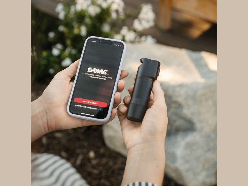 SMART 2.0 connects to the free SABRE Personal Safety App to help share your location when seconds matter (Image Courtesy: PRNewswire)